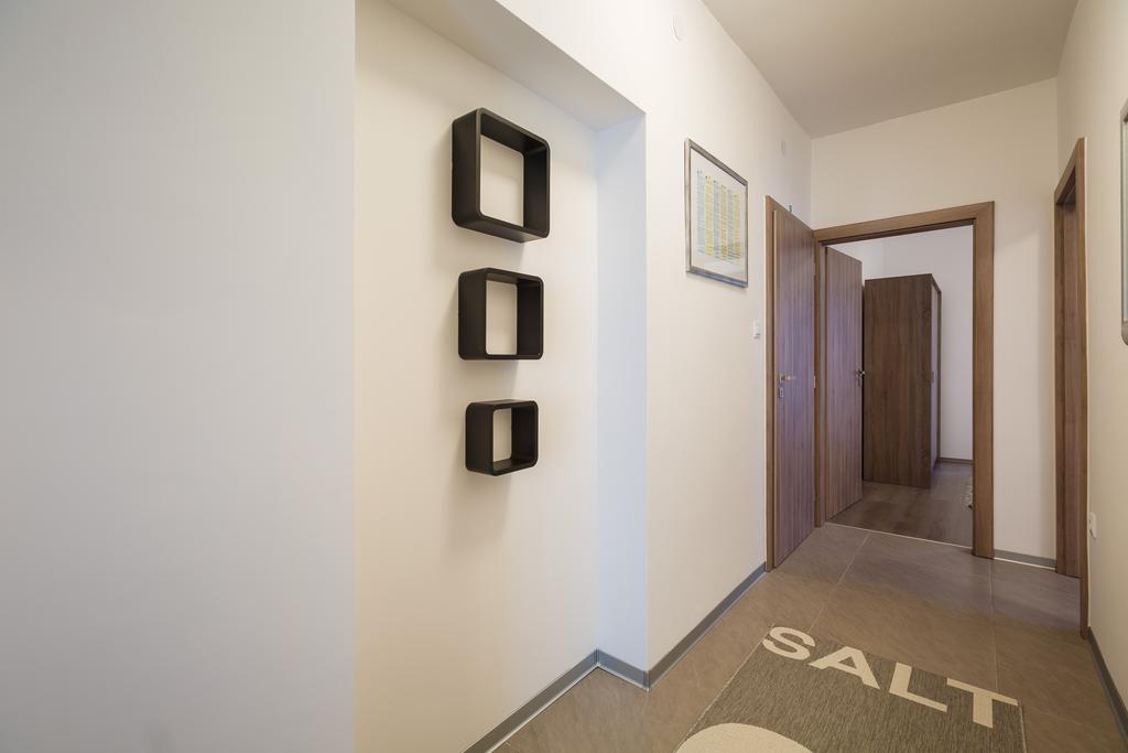 Ivni Apartmani Новиград Экстерьер фото